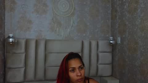 VivianRose online show from December 9, 2:45 am