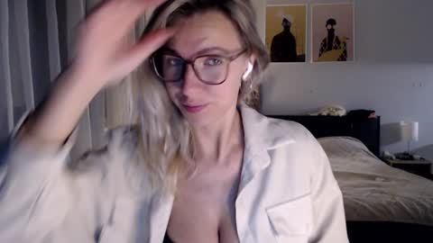 VI       online show from December 11, 4:07 am