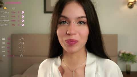 Snapshot of vivid_girls chatting on September 16, 7:27 am Nelly and Mari online show from September 16, 7:27 am