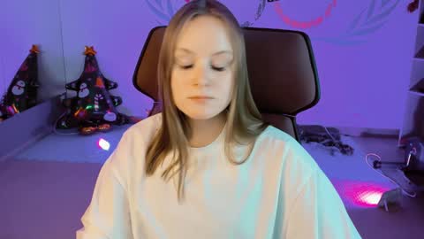 Vivien online show from December 27, 3:42 am