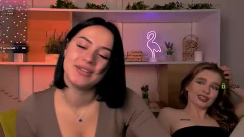 vivy_star online show from December 14, 11:10 pm