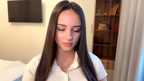 Miss Mia online show from March 7, 2:24 pm