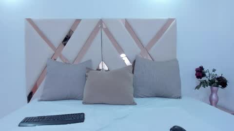 Lisa online show from March 30, 9:25 pm