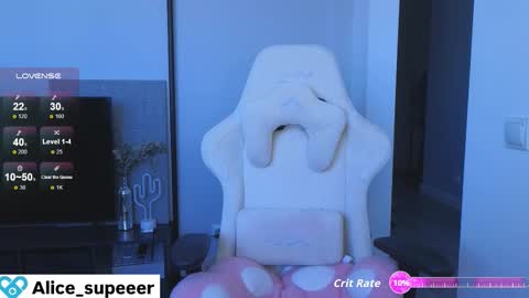 Snapshot of vopooo chatting on October 8, 4:17 am Aliceinst magic crystalll online show from October 8, 4:17 am