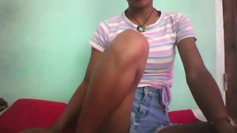 vounialdy online show from February 11, 6:51 am