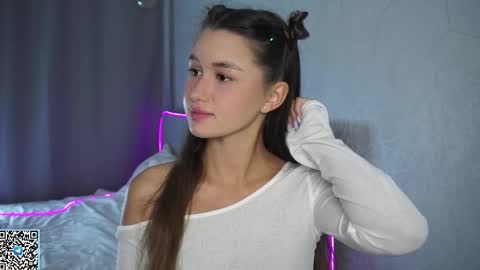 Snapshot of vvilly_wonka chatting on September 9, 1:49 am Ethal - thank you for thumb up online show from September 9, 1:49 am