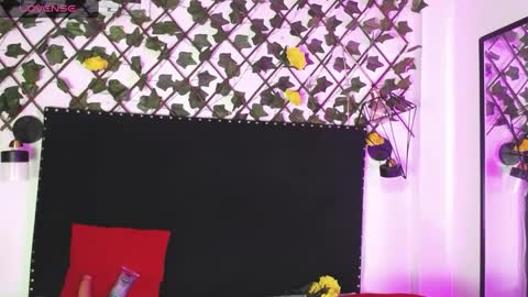 Zoey online show from September 30, 4:40 am