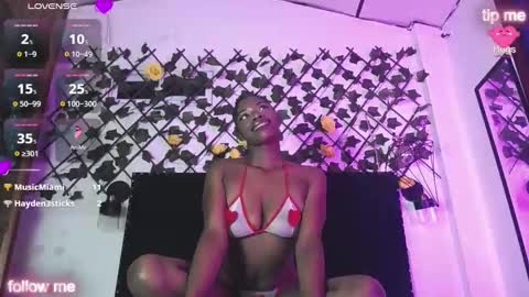 Zoey online show from October 19, 3:19 am