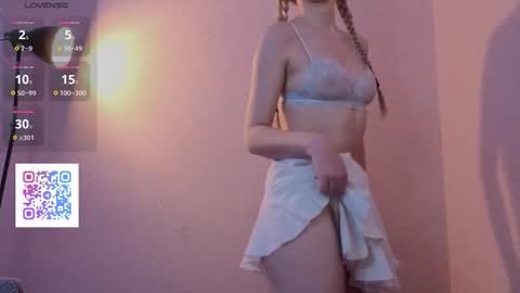 Olivia online show from November 13, 10:20 pm