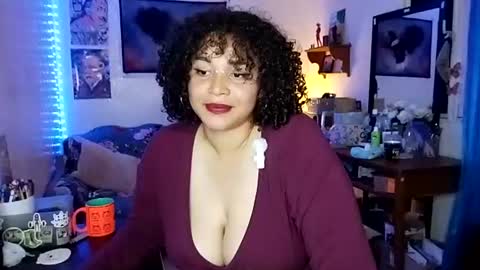 Juli online show from July 24, 9:00 pm