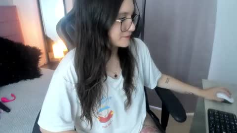 Snapshot of wanda_sg chatting on September 15, 7:21 pm Alexandra online show from September 15, 7:21 pm