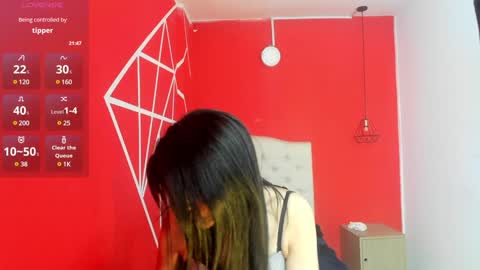 Snapshot of wandamilf_ chatting on December 3, 7:00 pm Wanda Milf online show from December 3, 7:00 pm