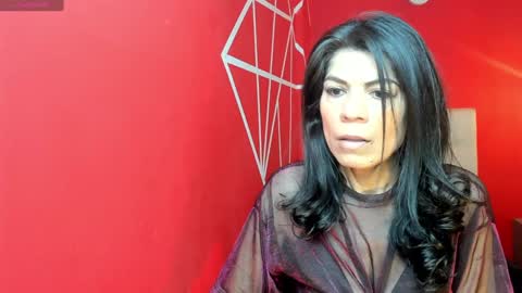 Snapshot of wandamilf_ chatting on December 16, 7:00 pm Wanda Milf online show from December 16, 7:00 pm