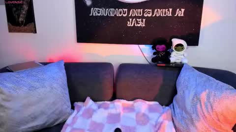   online show from November 5, 3:12 am