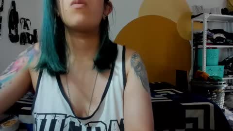 Snapshot of waningrosee chatting on January 6, 3:19 pm Waningrose Lu online show from January 6, 3:19 pm
