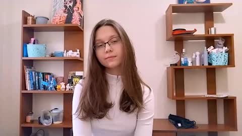 Mary online show from September 28, 7:14 am