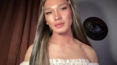 LIZA online show from May 8, 1:36 pm