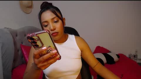 EMILY online show from February 22, 10:27 am