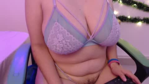 Trixie 3 online show from December 13, 3:11 pm
