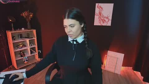 Wednesday  Birthday show   December 18 online show from September 15, 5:20 pm