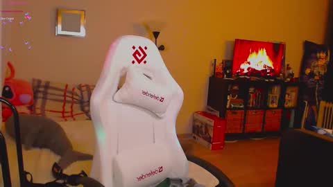  moon  online show from November 19, 11:27 pm