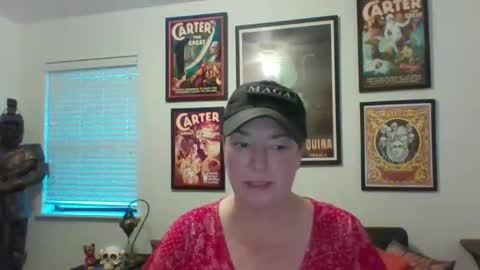 Snapshot of wendycu chatting on January 20, 11:43 pm WendyCU online show from January 20, 11:43 pm