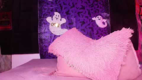 Snapshot of wensheng_ chatting on October 16, 8:44 pm WEN SHENG online show from October 16, 8:44 pm