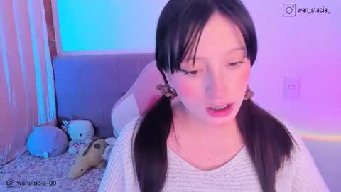 Snapshot of wenstacie_ chatting on October 28, 1:55 am Wenstacie INDEPENDENT MODEL online show from October 28, 1:55 am