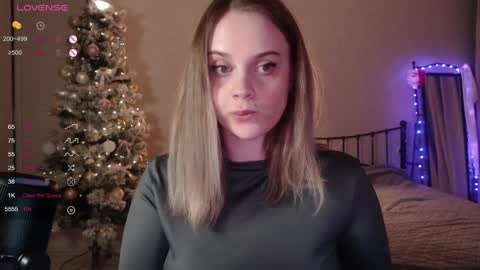 Snapshot of wet_lana chatting on January 9, 4:17 pm Lana online show from January 9, 4:17 pm