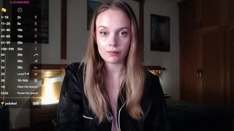 Snapshot of wet_lana chatting on October 9, 7:29 pm Lana online show from October 9, 7:29 pm