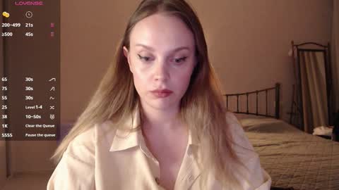 Snapshot of wet_lana chatting on September 12, 6:37 pm Lana online show from September 12, 6:37 pm