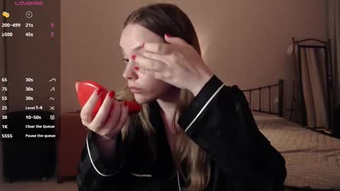 Snapshot of wet_lana chatting on September 14, 6:39 pm Lana online show from September 14, 6:39 pm