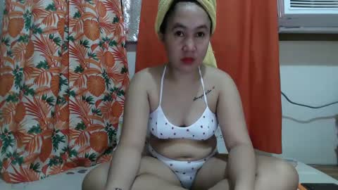 Belle online show from February 12, 8:07 pm