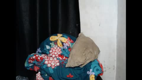 wetdrippussy7 online show from October 30, 8:10 pm