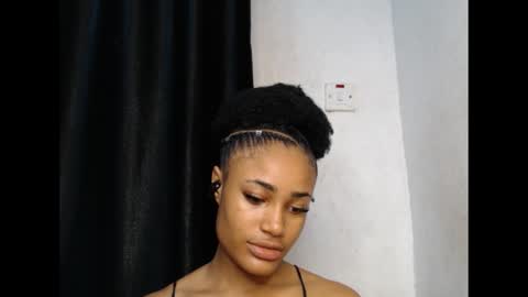 wetdrippussy7 online show from October 14, 7:27 pm