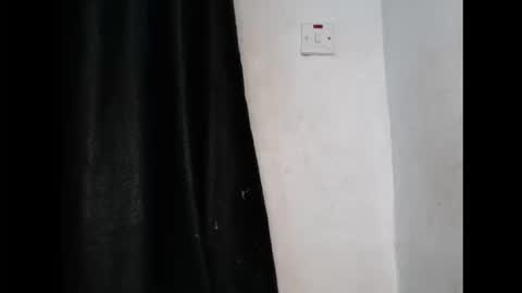 wetdrippussy7 online show from October 11, 7:05 pm