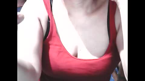 Snapshot of wethornypussy4u chatting on October 4, 4:22 pm wethornypussy4u online show from October 4, 4:22 pm