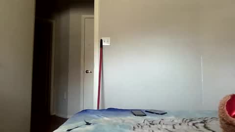 Kylie online show from March 2, 4:47 pm