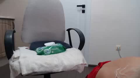 Snapshot of wetsexyladyy chatting on September 26, 6:44 am wetsexyladyy online show from September 26, 6:44 am