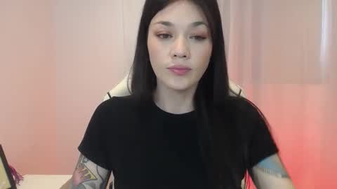 C A R O L  online show from February 11, 10:39 pm