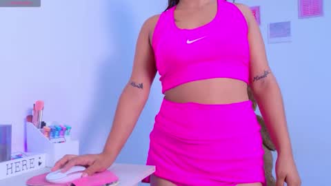 Snapshot of whitneyparker1 chatting on October 17, 1:03 pm Whitney online show from October 17, 1:03 pm