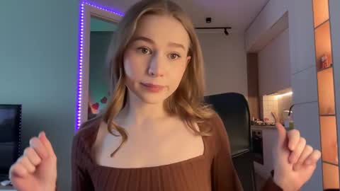 Alisa online show from December 21, 7:35 am