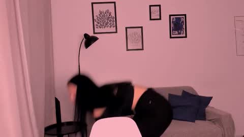 whoislulu online show from October 14, 6:21 pm