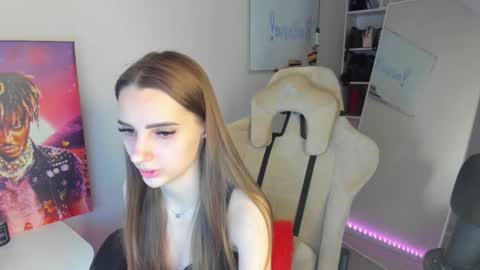 Abby  online show from December 2, 7:10 am