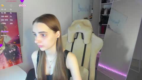 Abby  online show from January 6, 3:19 pm