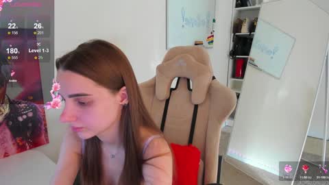 Abby  online show from December 17, 11:17 am