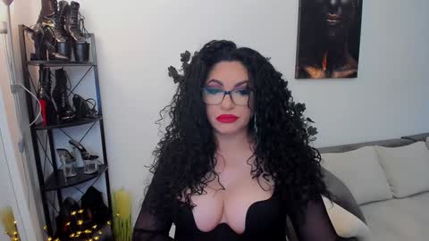 Milf Amy online show from February 8, 8:31 am