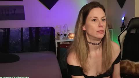 Gretchen online show from October 10, 11:20 pm