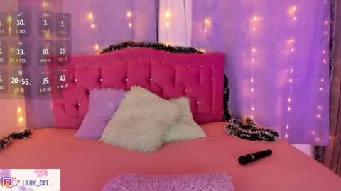 Lily  online show from December 30, 7:21 pm