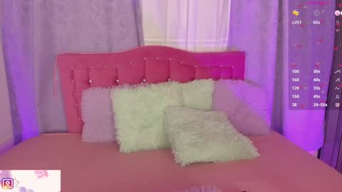 Lily  online show from December 5, 8:11 pm